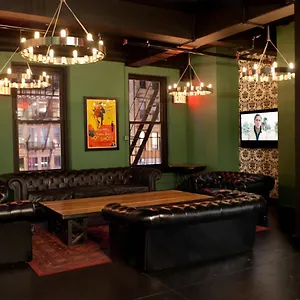  Hostal The Bowery House